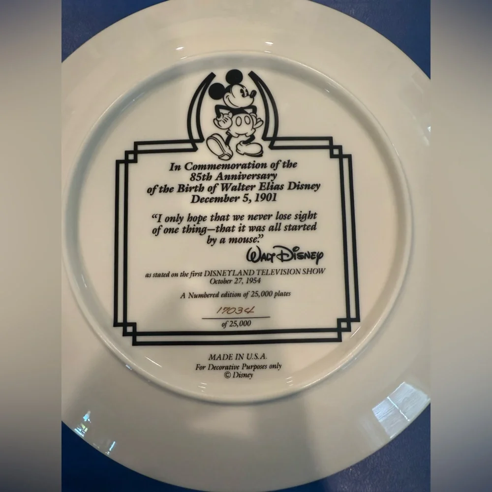 Disney Original Collector's Plate in box